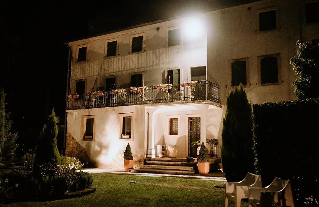 Corte Poli-1